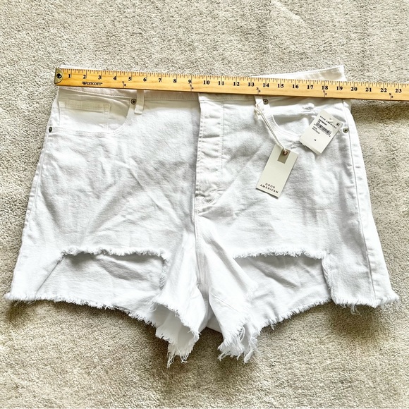GOOD AMERICAN NWT The Bombshell Short Size 18 Sexy Trendy Stylish Festival - Picture 7 of 8